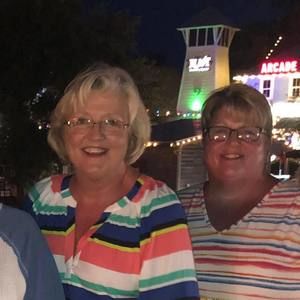 Meet your Posher, Becky